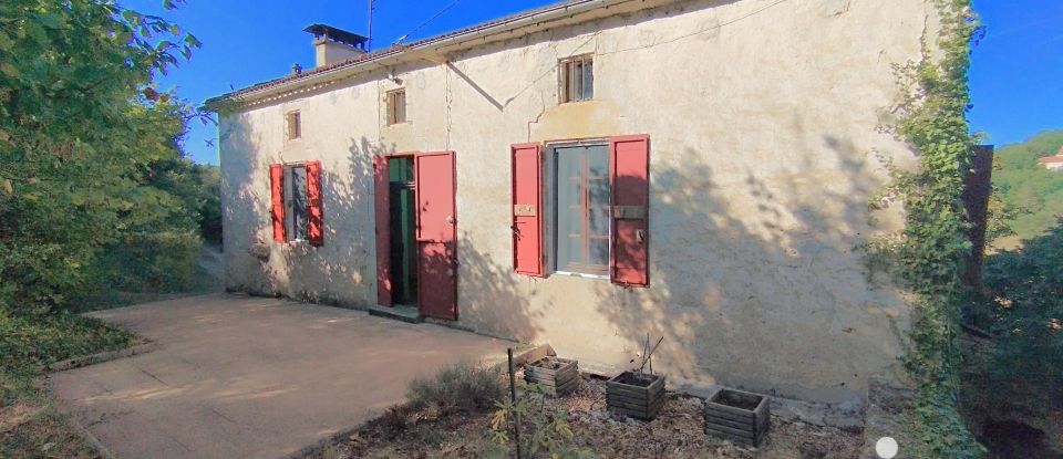 Barn conversion 4 rooms of 230 m² in Montayral (47500)