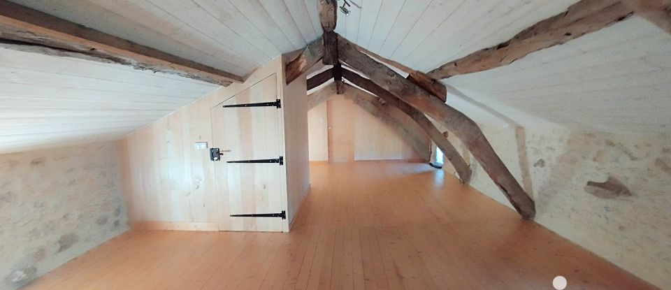 Barn conversion 4 rooms of 230 m² in Montayral (47500)