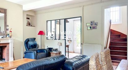 House 6 rooms of 120 m² in Dourdan (91410)