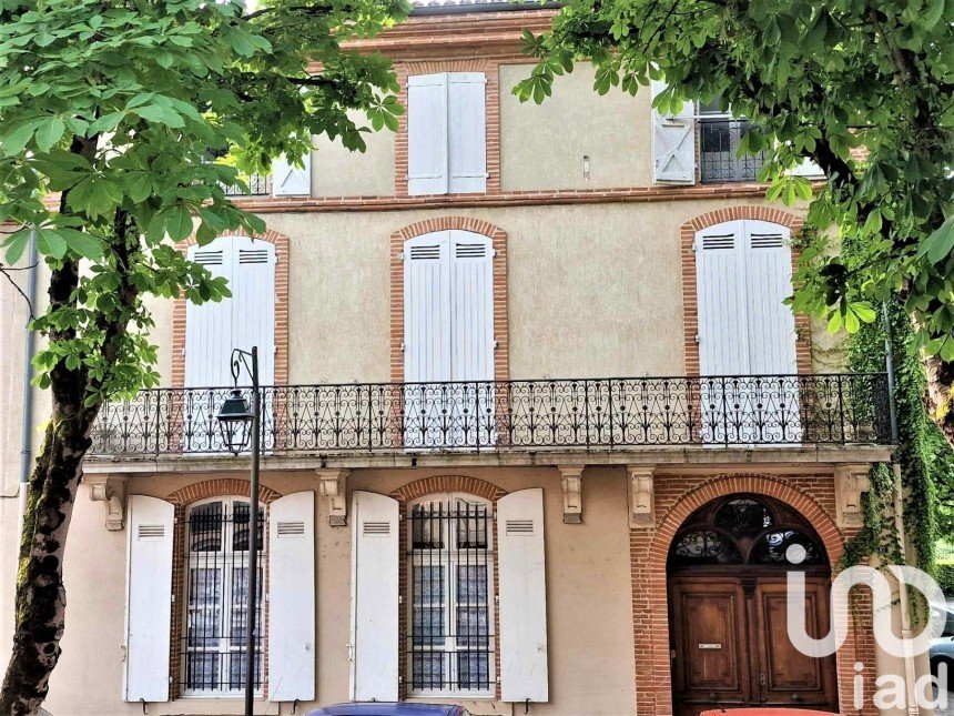 Maison de ville 8 pièces de 380 m² à Moissac (82200)