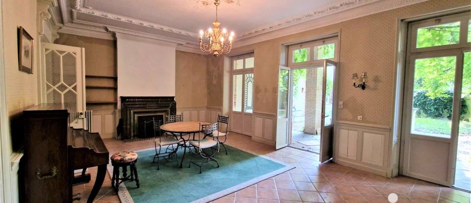 Maison de ville 8 pièces de 380 m² à Moissac (82200)