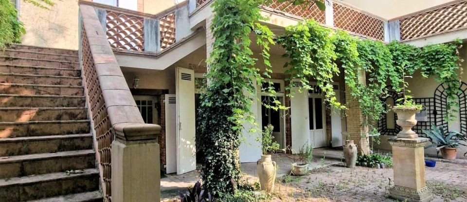 Maison de ville 8 pièces de 380 m² à Moissac (82200)