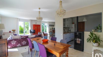 Maison 8 pièces de 205 m² à Alès (30100)