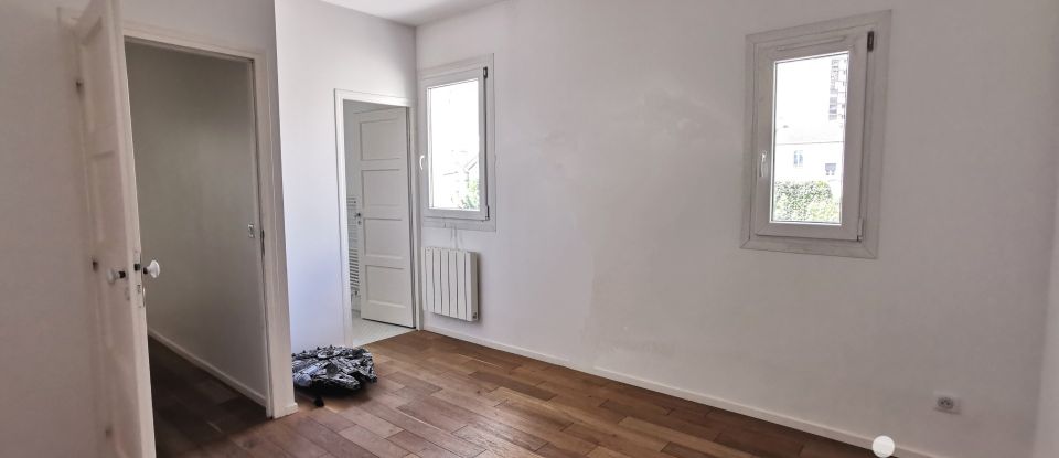 Town house 3 rooms of 106 m² in Colombes (92700)