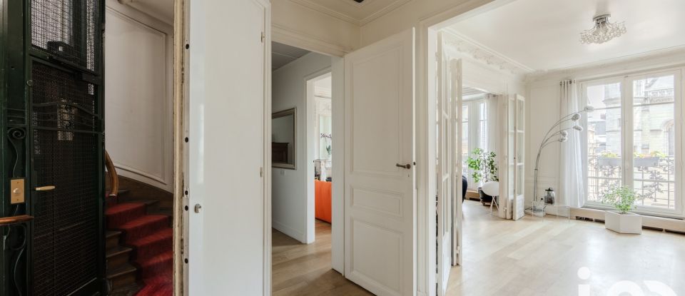 Appartement 7 pièces de 188 m² à Paris (75003)