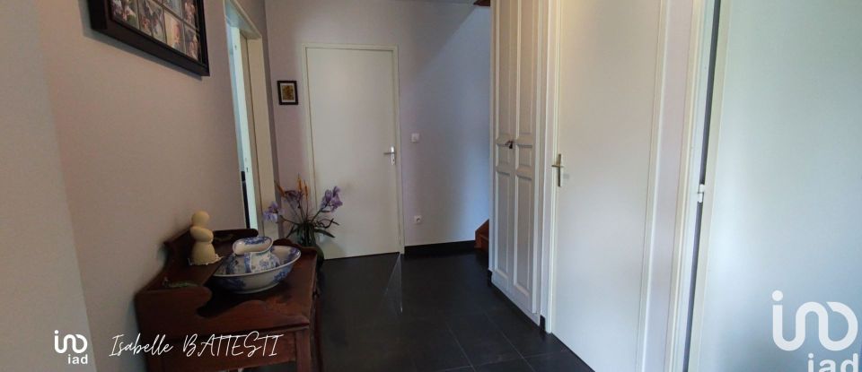 House 5 rooms of 110 m² in Malause (82200)