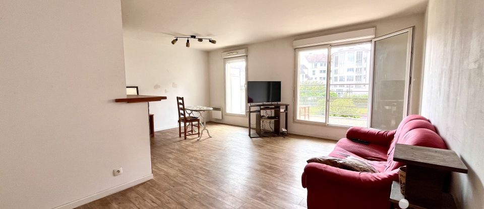 Apartment 3 rooms of 60 m² in Savigny-le-Temple (77176)