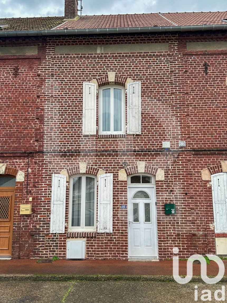 House 4 rooms of 100 m² in Noyon (60400)