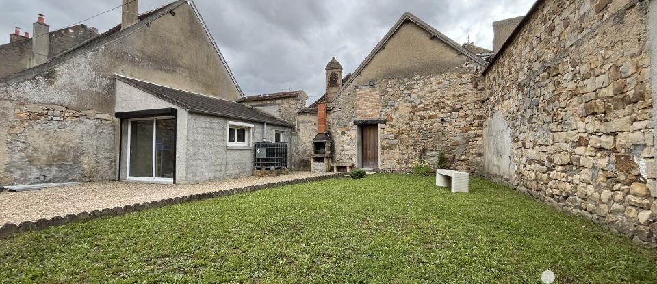 House 4 rooms of 82 m² in Villeneuve-la-Guyard (89340)