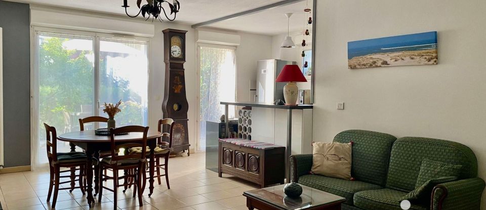 House 4 rooms of 92 m² in Le Barp (33114)