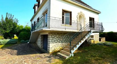 Traditional house 6 rooms of 134 m² in Saint-Laurent-en-Gâtines (37380)