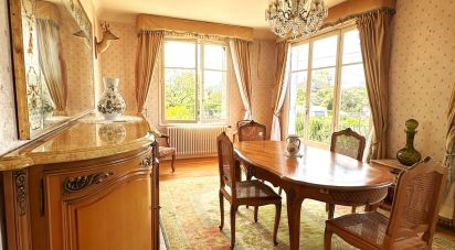 Traditional house 6 rooms of 134 m² in Saint-Laurent-en-Gâtines (37380)