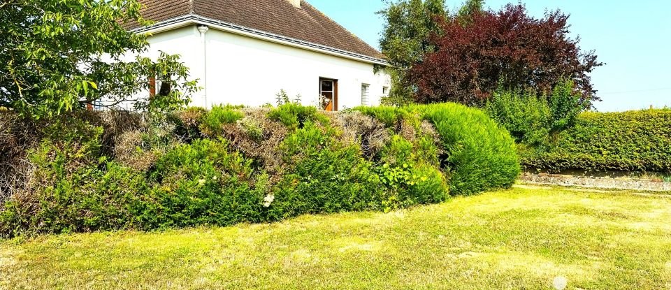 Traditional house 6 rooms of 134 m² in Saint-Laurent-en-Gâtines (37380)