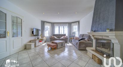 Maison 5 pièces de 112 m² à Guinglange (57690)