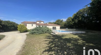 Maison 4 pièces de 165 m² à Mareuil (16170)