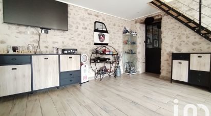 Maison traditionnelle 7 pièces de 167 m² à Saint-Maurice-Montcouronne (91530)