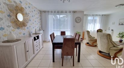 Appartement 4 pièces de 71 m² à Saint-Martin-d'Hères (38400)