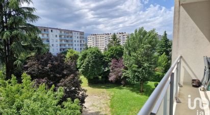 Appartement 4 pièces de 71 m² à Saint-Martin-d'Hères (38400)