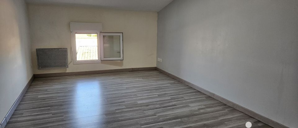 Maison de ville 5 pièces de 95 m² à Guîtres (33230)