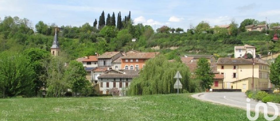 Land of 1,300 m² in Bourret (82700)