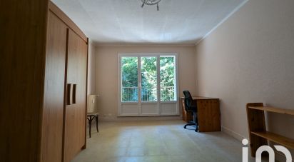 Apartment 4 rooms of 74 m² in Chambéry (73000)