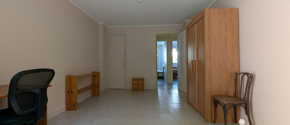 Appartement 4 pièces de 74 m² à Chambéry (73000)