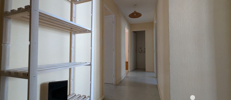 Appartement 4 pièces de 74 m² à Chambéry (73000)