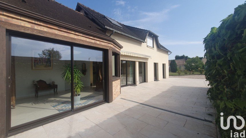 Maison 12 pièces de 557 m² à Clef Vallée d'Eure (27490)