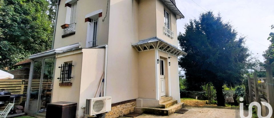 Maison traditionnelle 4 pièces de 78 m² à Montmorency (95160)