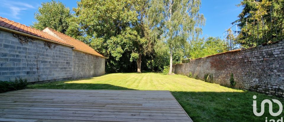 Maison 8 pièces de 190 m² à Hem (59510)