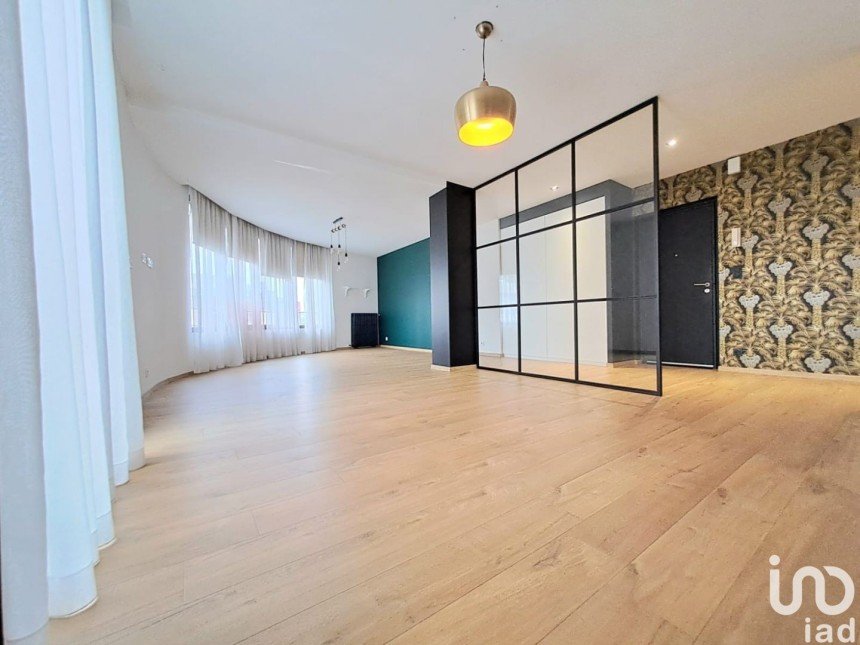 Appartement 4 pièces de 106 m² à Rennes (35000)