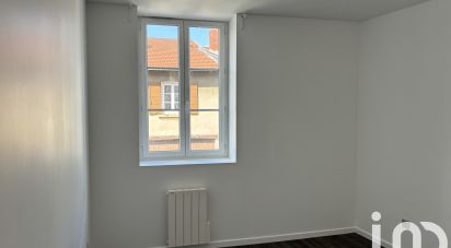 Apartment 2 rooms of 43 m² in La Tour-de-Salvagny (69890)