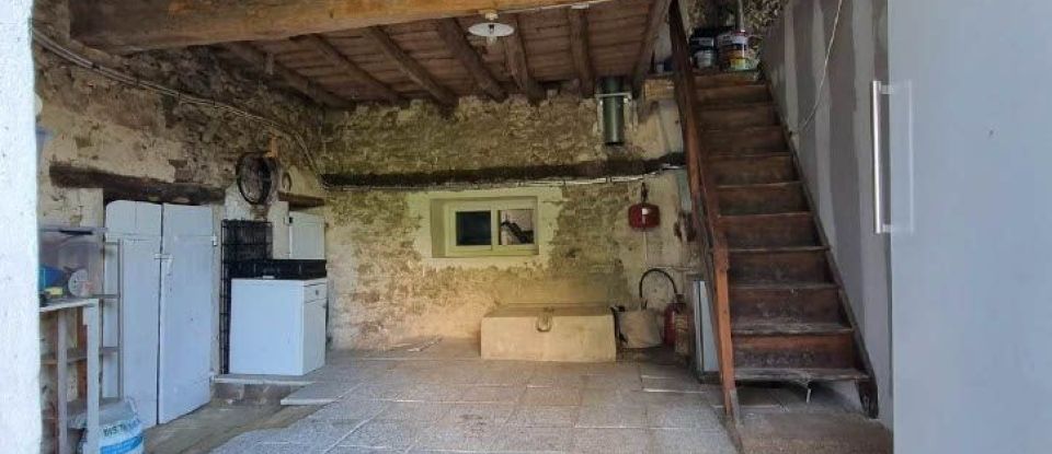 House 4 rooms of 103 m² in Crézancy (02650)