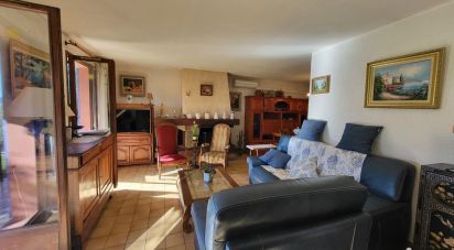 House 4 rooms of 120 m² in Le Cannet-des-Maures (83340)