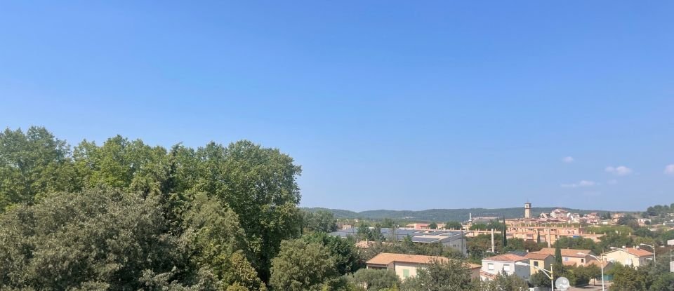 Apartment 3 rooms of 75 m² in Gardanne (13120)