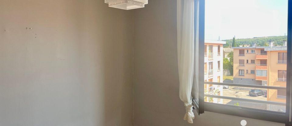 Apartment 3 rooms of 75 m² in Gardanne (13120)