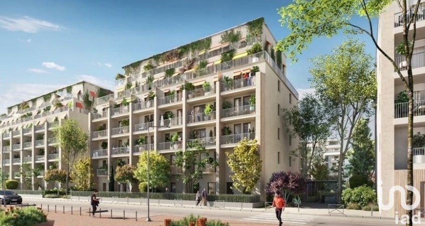 Apartment 4 rooms of 82 m² in MEUDON-LA-FORÊT (92360)