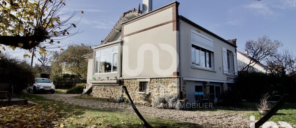 Maison traditionnelle 7 pièces de 138 m² à Ermont (95120)