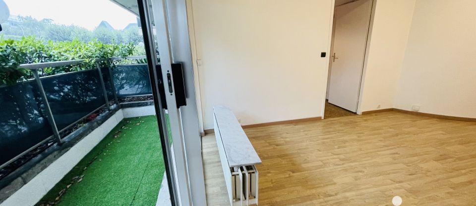 Appartement 2 pièces de 44 m² à Évry (91000)