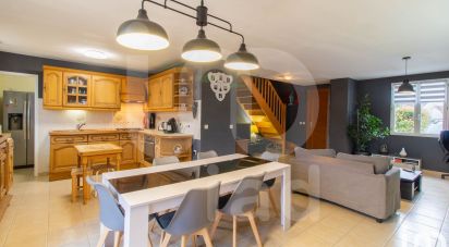 Maison 7 pièces de 124 m² à Ribécourt-Dreslincourt (60170)