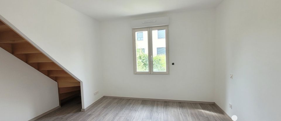 Maison de ville 4 pièces de 108 m² à Cernay-la-Ville (78720)