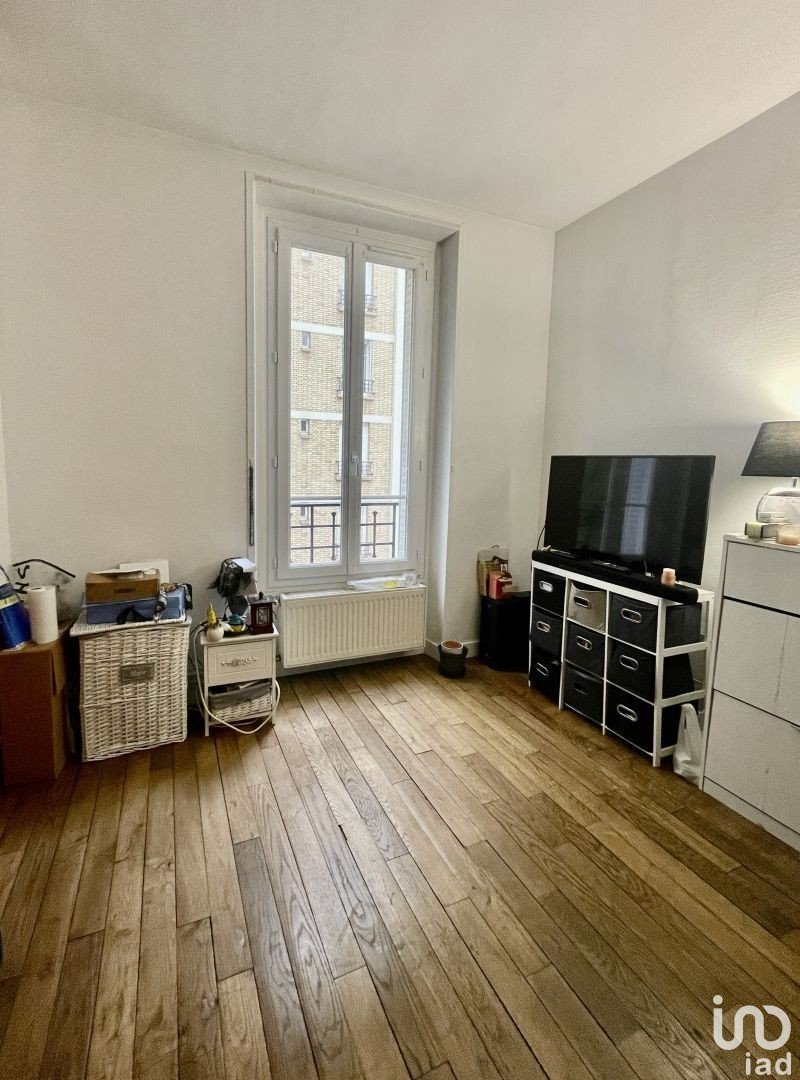 Appartement 1 pièce de 20 m² à Paris (75015)