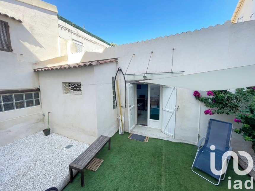 House 6 rooms of 240 m² in Marseille (13008)