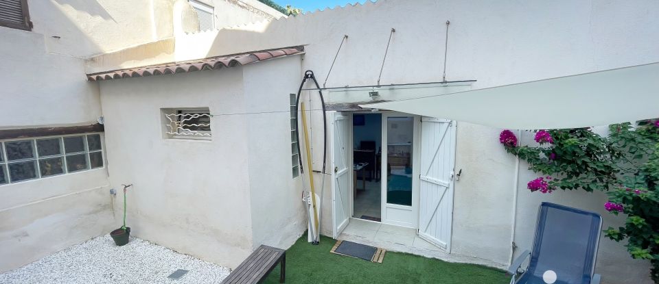 Maison 6 pièces de 240 m² à Marseille (13008)