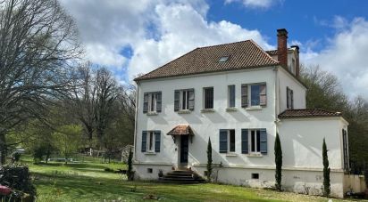 House 10 rooms of 263 m² in BRANTÔME (24310)