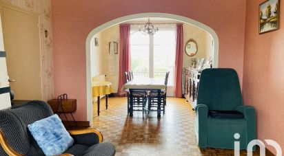 House 6 rooms of 164 m² in Lys-Haut-Layon (49310)