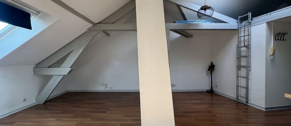 Apartment 2 rooms of 45 m² in Reims (51100)