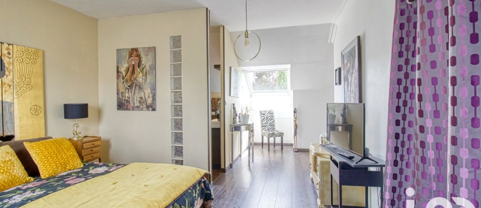 Maison 7 pièces de 150 m² à Andilly (95580)