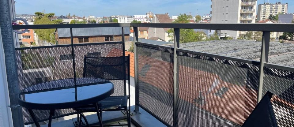 Appartement 3 pièces de 62 m² à Bagnolet (93170)