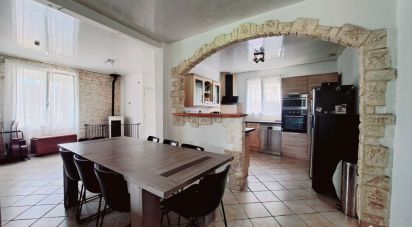 House 6 rooms of 112 m² in Ormoy-Villers (60800)